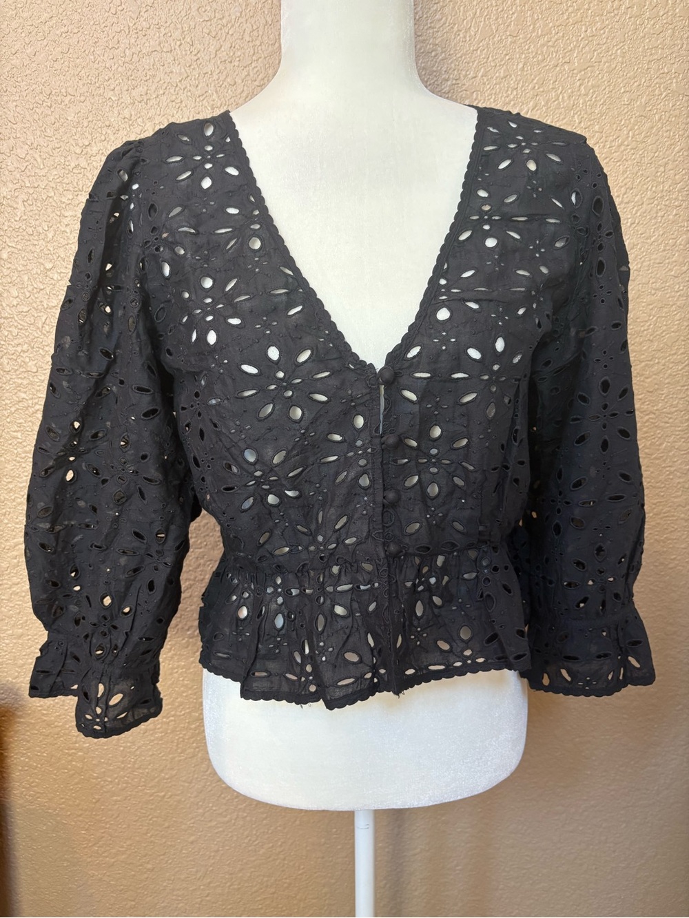 Wilfred Black Eyelet V-Neck Peplum Blouse